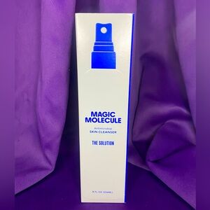 Magic Molecule Antimicrobial Spray - 8 fl oz.